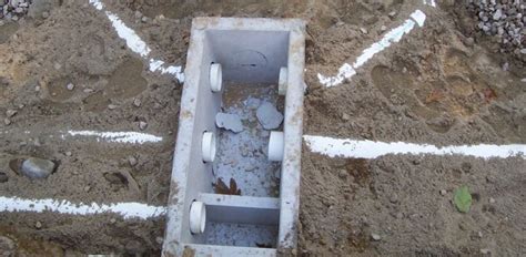 solids in distribution box|What is a Septic Distribution Box: A Clear Explanation .